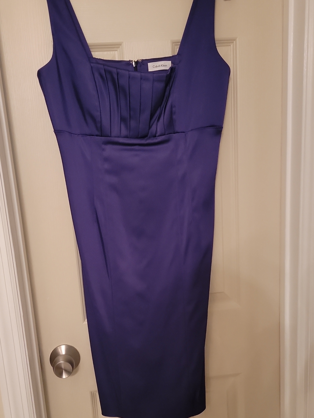 Calvin Klein Elegant Purple Satin Sheath Dress